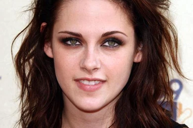 Kristen Stewart Hotkristen Stewart Hot Lip Kiss Hd Images Download ...