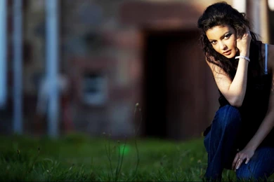 Beautiful Girl Backgrounds Wide