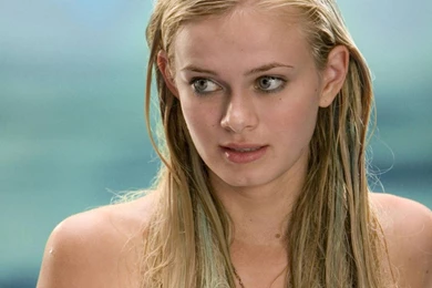 Hollywood Wallpapers: Sara Paxton Wallpapers