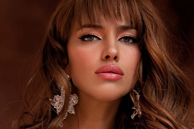 Irina Shayk Hairstyle   HDwallpaper4U.com