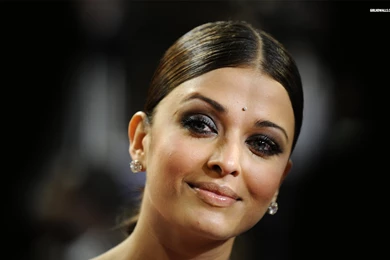 Aishwarya Rai Portrait Wallpapers