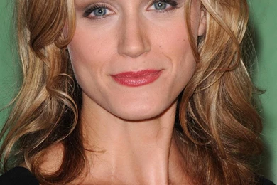 Laura Prepon Mobile Wallpapers 20027