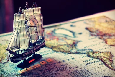 Cool Wallpapers HD Traveler With Ship Jpg 300854