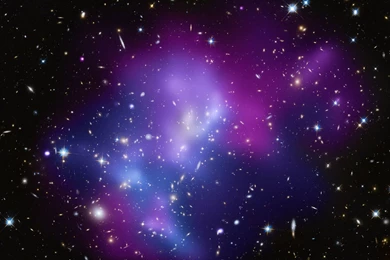 Galaxy Cluster MACS J0717 ESAHubble 430572