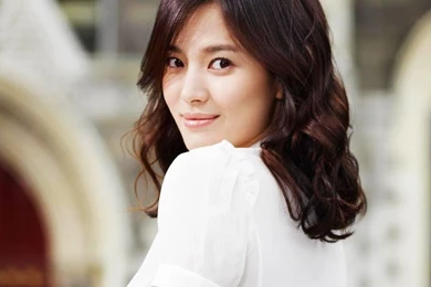 Korean Actress In White Dress Hot HD Wallpapers