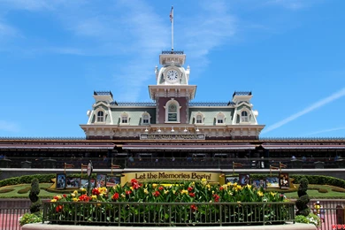 Main Gate: Main Entrance To The Magic Kingdom.