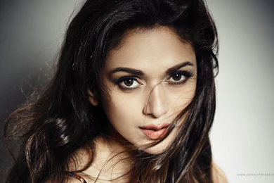 Aditi Rao Hydari 4 Wallpapers