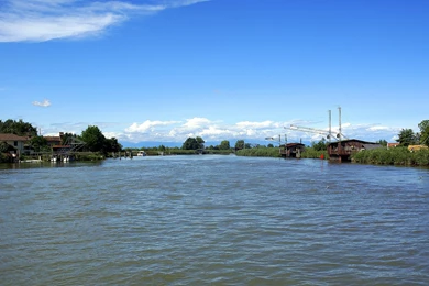 Beautiful River Scenery Wallpapers