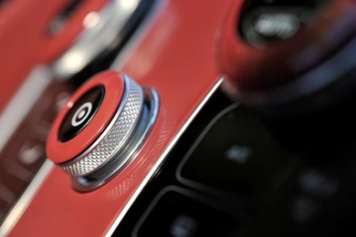 Download Beautiful 2015 Aston Martin Vanquish Volante Skyfall ...