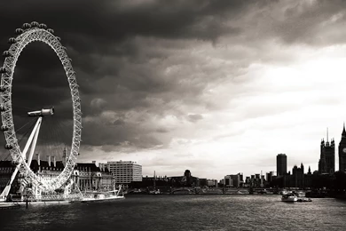 Black & White London Wallpapers