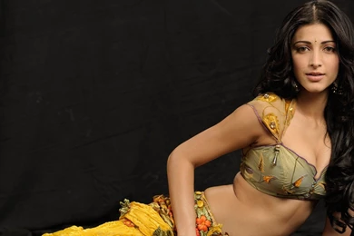 Shruti Hassan Hot Desktop Best Wallpapers   Wallpaperss HD