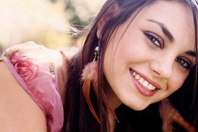 Mila Kunis Cute Hd Wallpapers