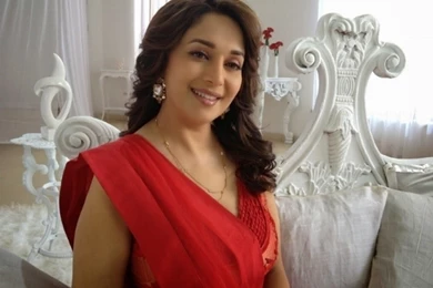 Madhuri Dixit HD Wallpapers Free Download