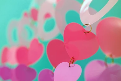 Enjoy These Lovely Valentine's Day Themed Wallpapers For Your Android