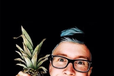 Tyler Oakley ★ Find Your Favourite Youtube Stars