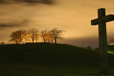 STONE CROSS WALLPAPER   (
