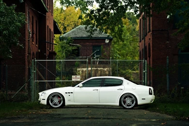 Maserati Quattroporte White House Street Rain Machine Car Building ...