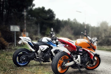 Two CB 1000 Motorbikes Wallpapers HD