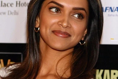 Deepika Padukone Smile Hd Wallpapers   Wallpaperss HD