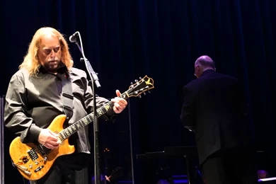 Jerry Garcia Symphonic W/ Warren Haynes & CSO   SWEET Mission In ...