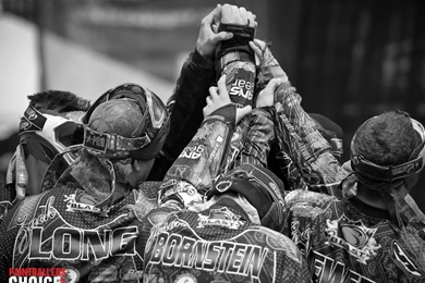 Wallpapers Teamwork Pride X Paintball 1024x768