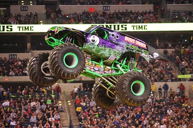 Monster Trucks Grave Digger 2014