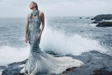 Download Wallpapers Charlize Theron (Photo By Annie Leibovitz For ...