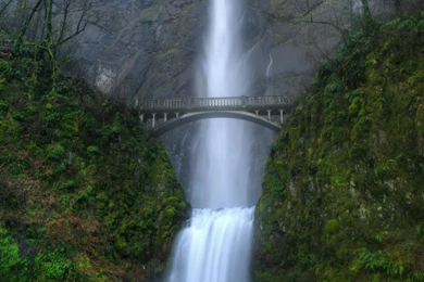 1680x1050 Multnomah Falls Desktop PC And Mac Wallpapers
