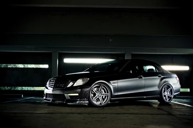 Mercedes Benz E63 AMG Wallpapers And Images Wallpapers Pictures ...