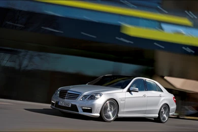 Mercedes Benz E63 AMG Side Wallpapers