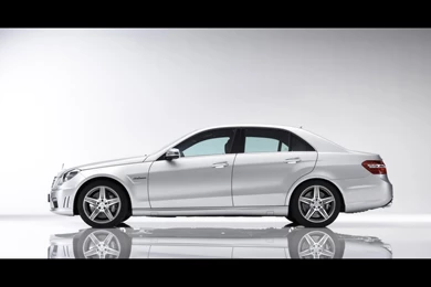 E63 AMG Reflection Wallpapers