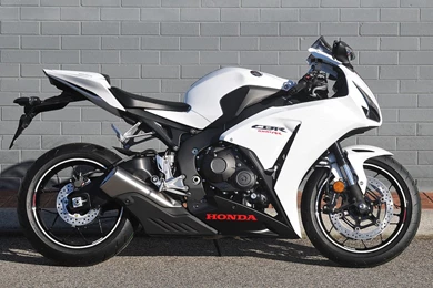 Honda CBR1000RR White   Image