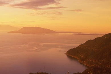 Download Sony XPeria Z Stock Default Wallpapers