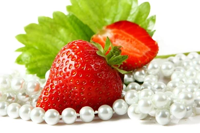 Download Wallpapers 1920x1080 Strawberries, Cut, Beads Full HD ...