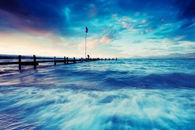 Waves Hitting The Pier Wallpapers   Beach Wallpapers