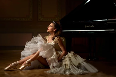 Download Wallpapers Evelina Godunova, Dancer, Piano, Ballet Shoes ...