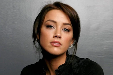 Amber Heard HD Wallpapers With Bio (15 Hot Photos)