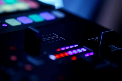 241098_10151153334977528_1235200903_o   DJ TechTools