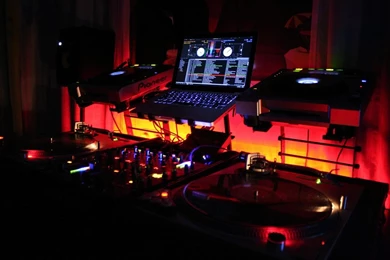 Post Pics Of Your Setup. 2.0 Part 1 [Archive]   Page 3   Djforums.com