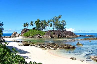 Grand Anse Beach Rocky Seychelles Wallpapers Hd : Wallpapers13.com
