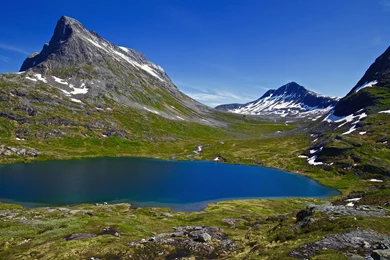 InterfaceLIFT: 2560x1600 Wallpapers Sorted By Date