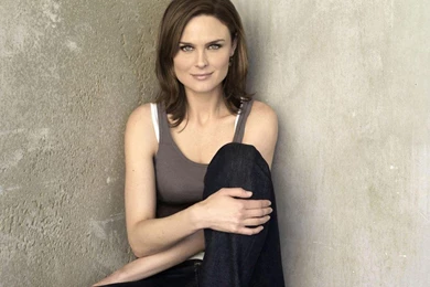 Emily Deschanel