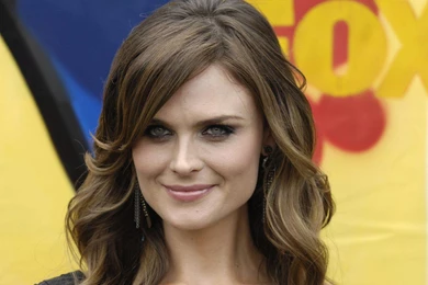 Emily Deschanel