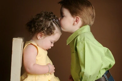 Cute Baby Kiss Wallpapers