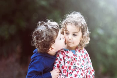 2000x1334px Kissing Baby