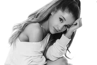 Ariana Grande Wallpapers
