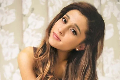 Ariana Grande Wallpapers HD Photos