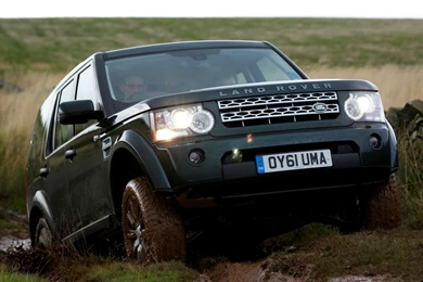 Land Rover Discovery 4 SDV6 HSE UK spec 2009 Wallpapers