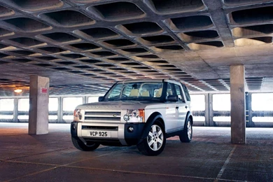 Land_Rover Discovery_3 2005 wallpaper.jpg