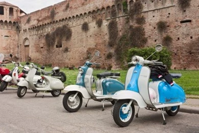 Racing Yamaha R1   MotorCycle Wallpapers